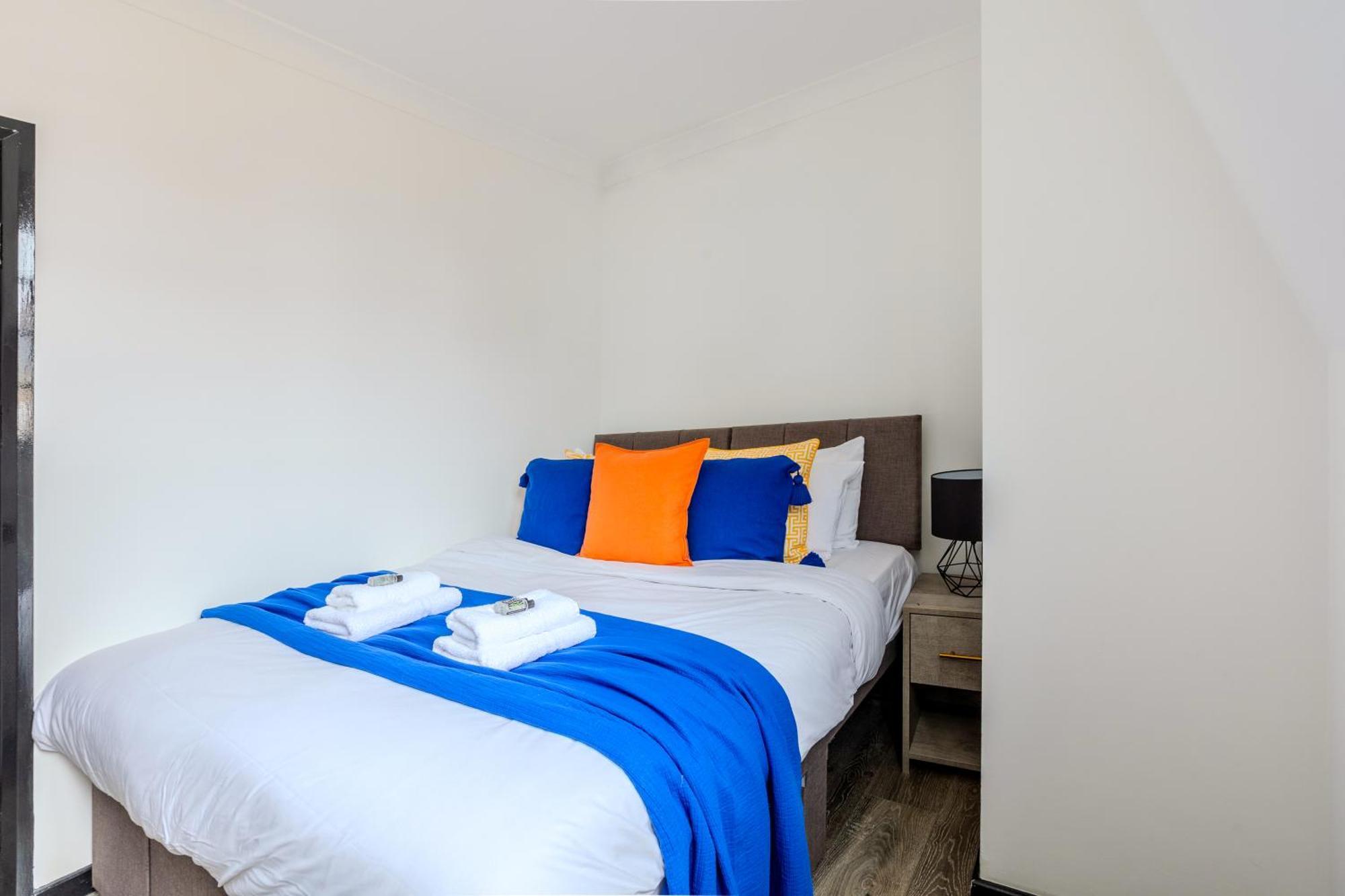Langdon Apartments, Bouverie Place Apartamento Londres
