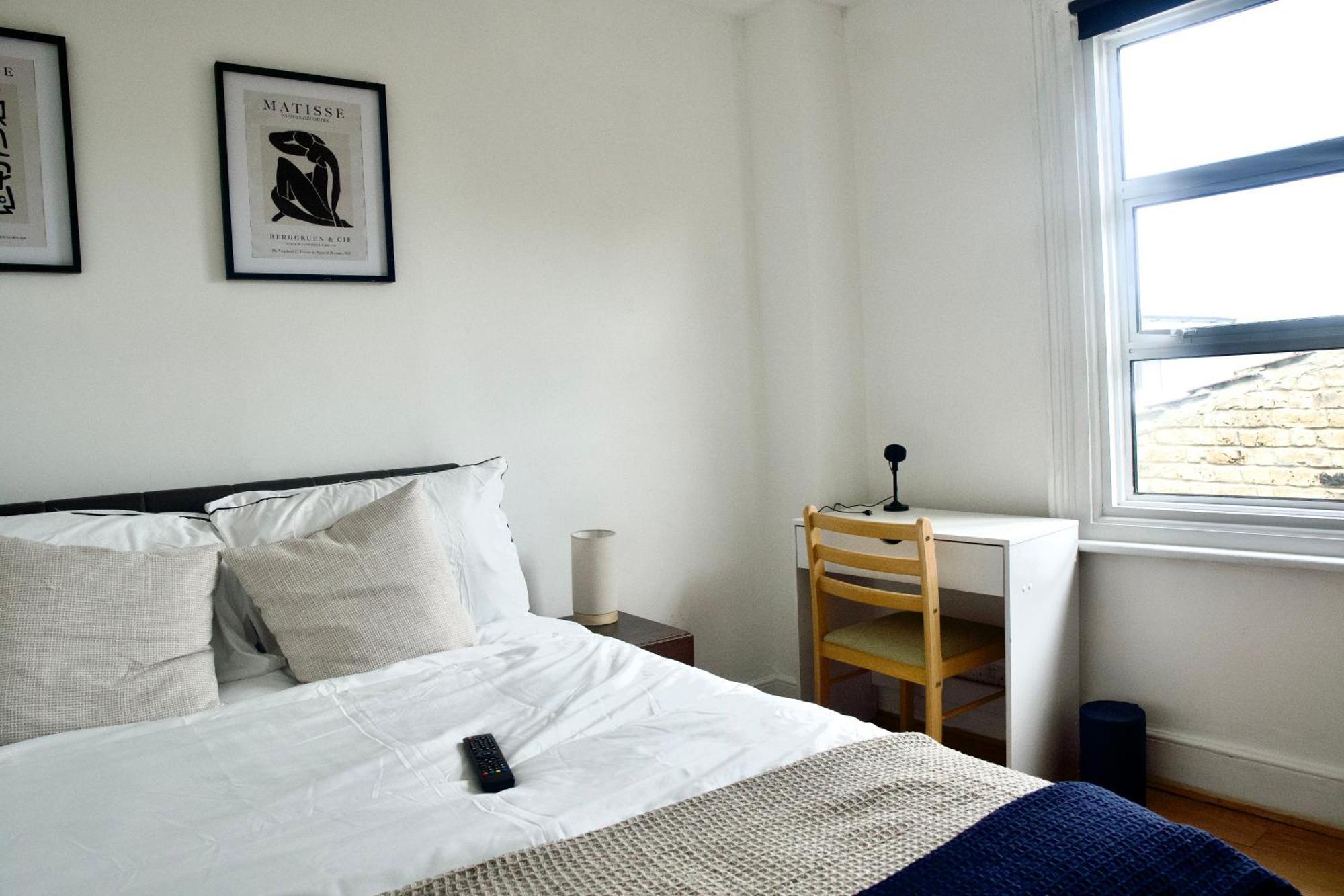 Modern 2 Bed Apartment, 8min To Stratford Station, Sleeps 6 Apartment