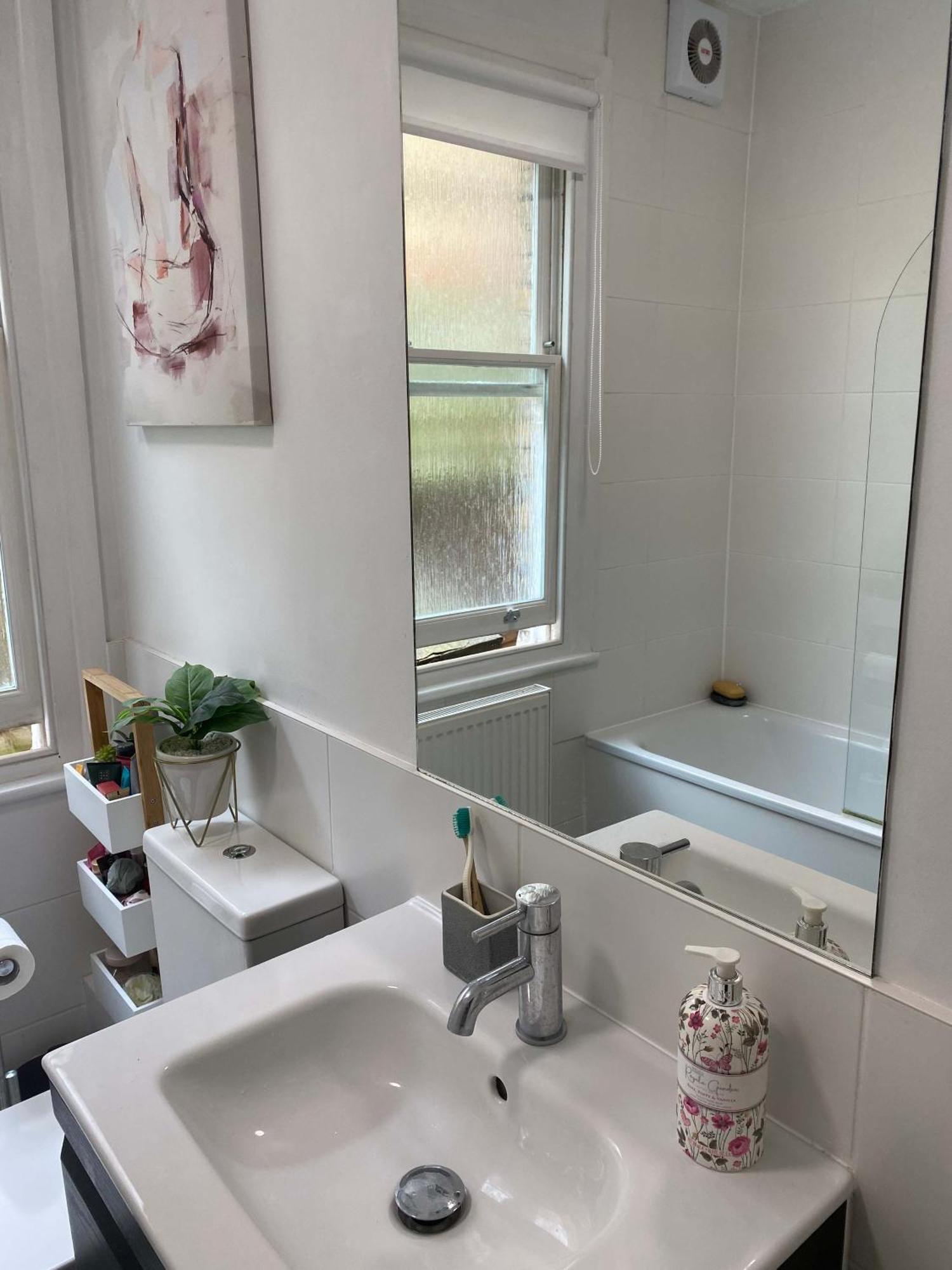 Cosy Earlsfield Pad With Garden Apartment *