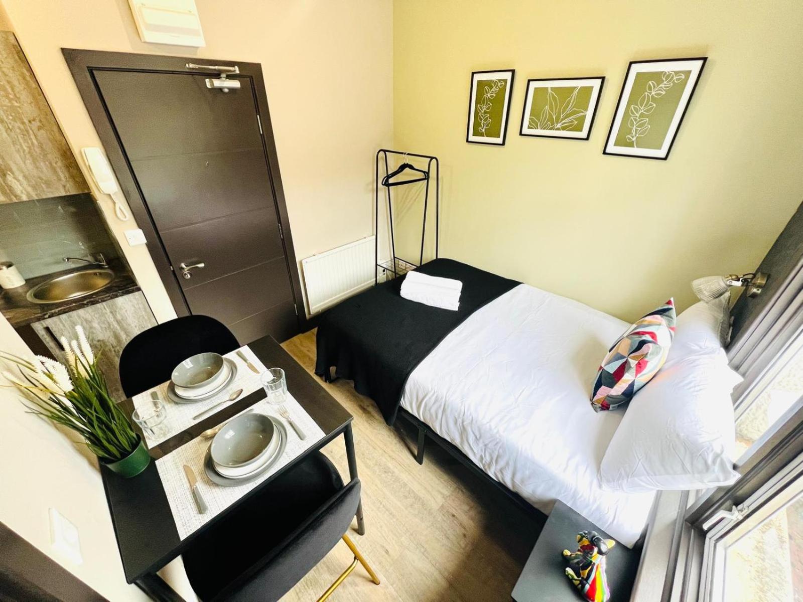 Caledonian House - Vibrant Vibe Apartment London