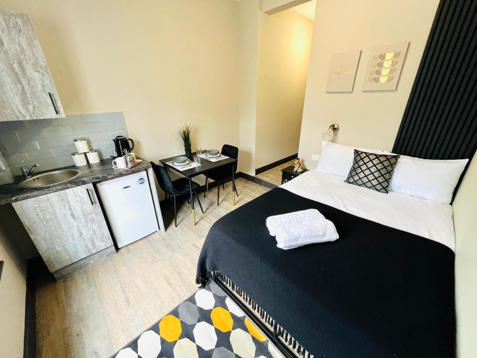 Caledonian House - Vibrant Vibe London