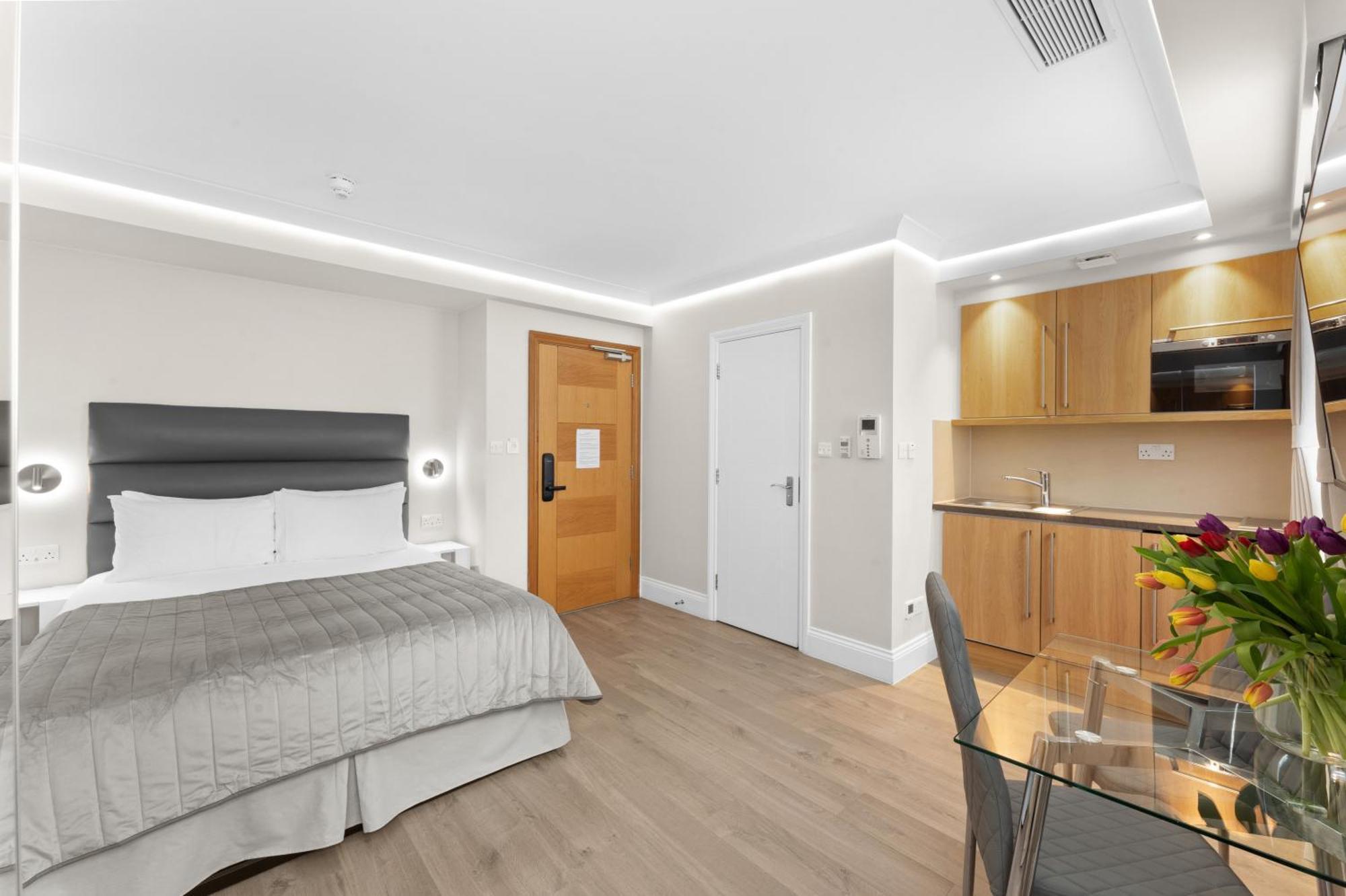 Cleveland Residences Russell Square Apartment London