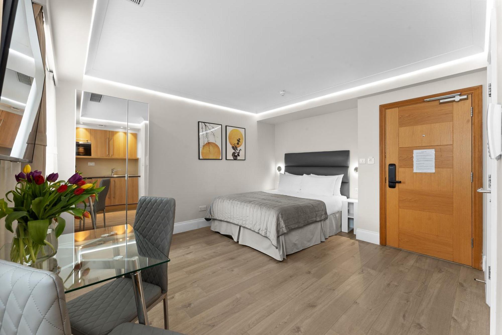 Cleveland Residences Russell Square *