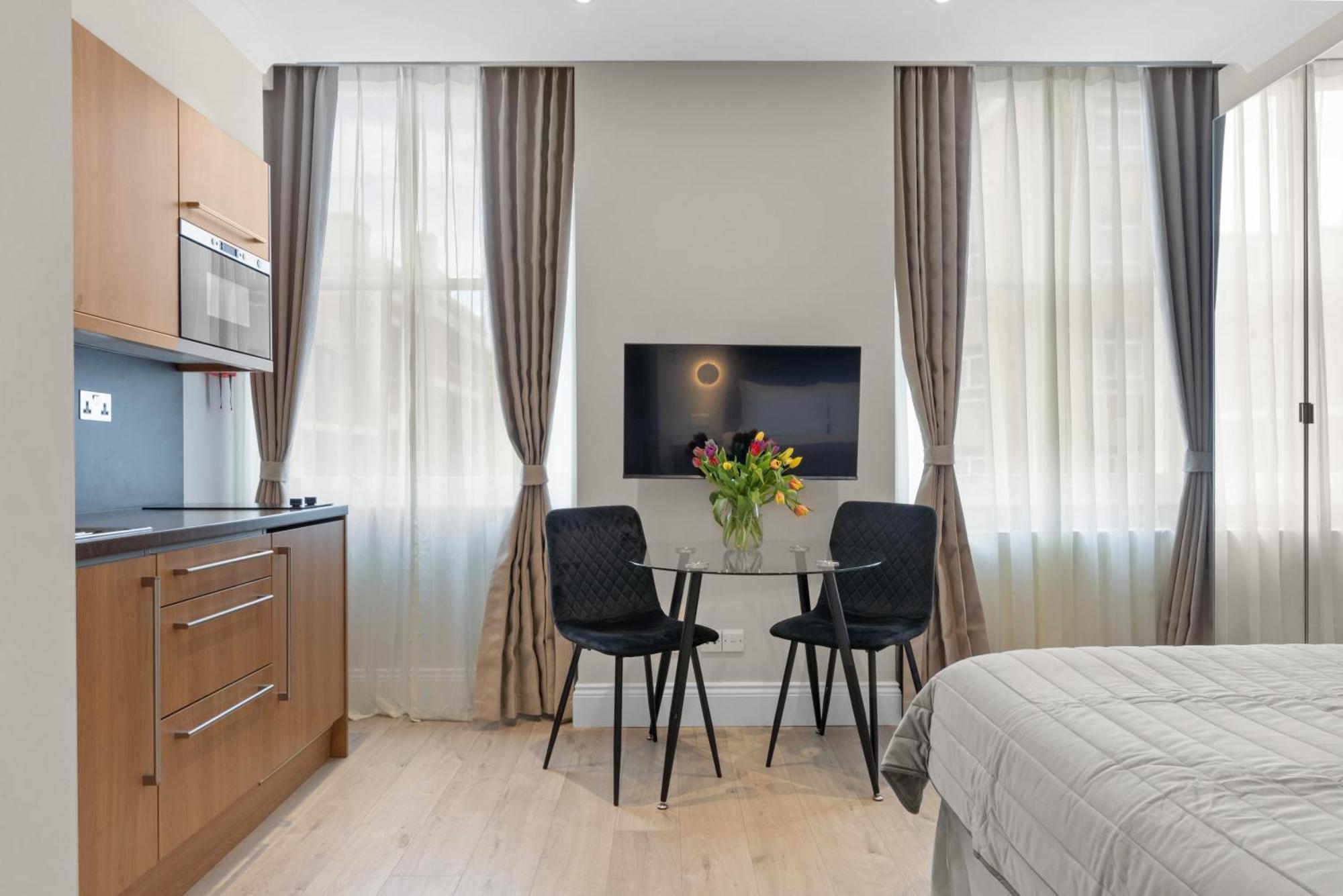 Apartment Cleveland Residences Russell Square *