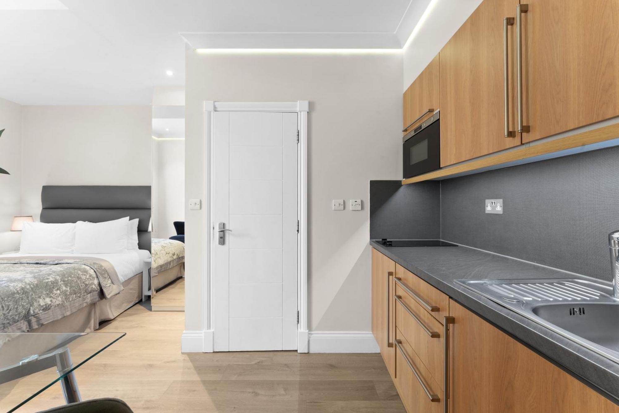 Apartment Cleveland Residences Russell Square London