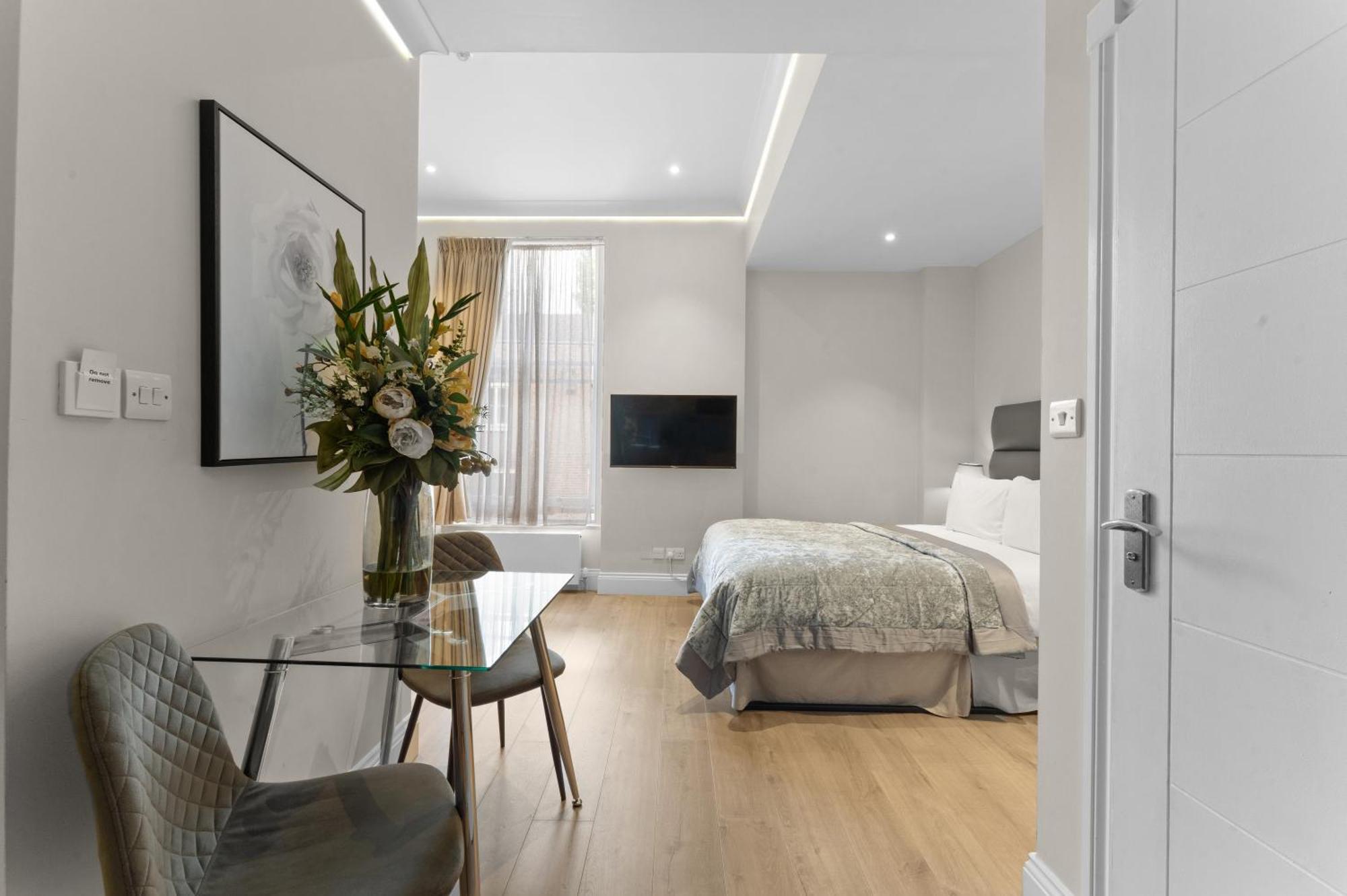 Cleveland Residences Russell Square * London