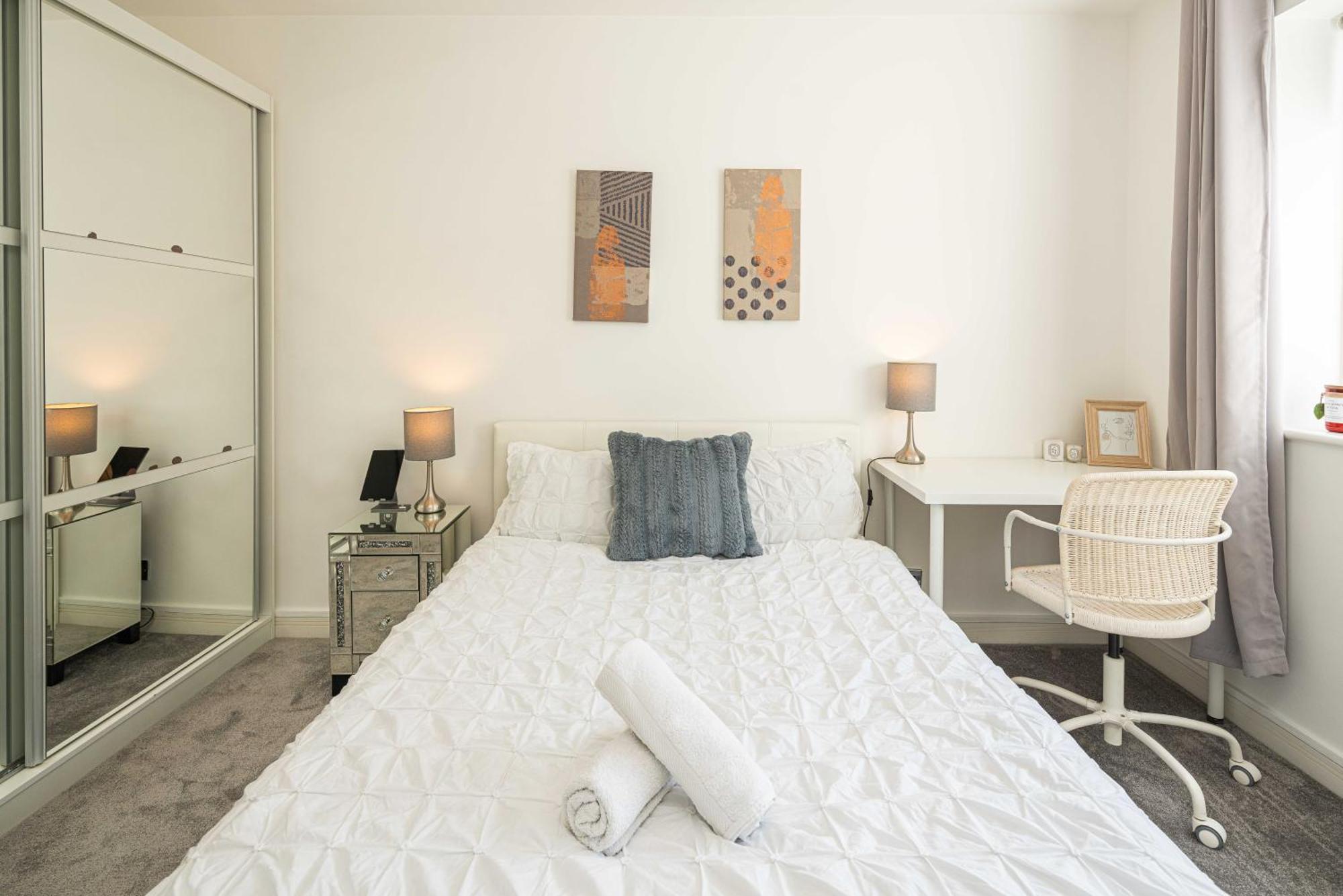 Apartamento Newly Renovated 2-Bed, 2-Bath Edwardian Home In Paddington, Just Mins Walk To Hyde Park, Lancaster Gate, Kensington Gardens, Little Venice, And The West End, Zone 1 Londres