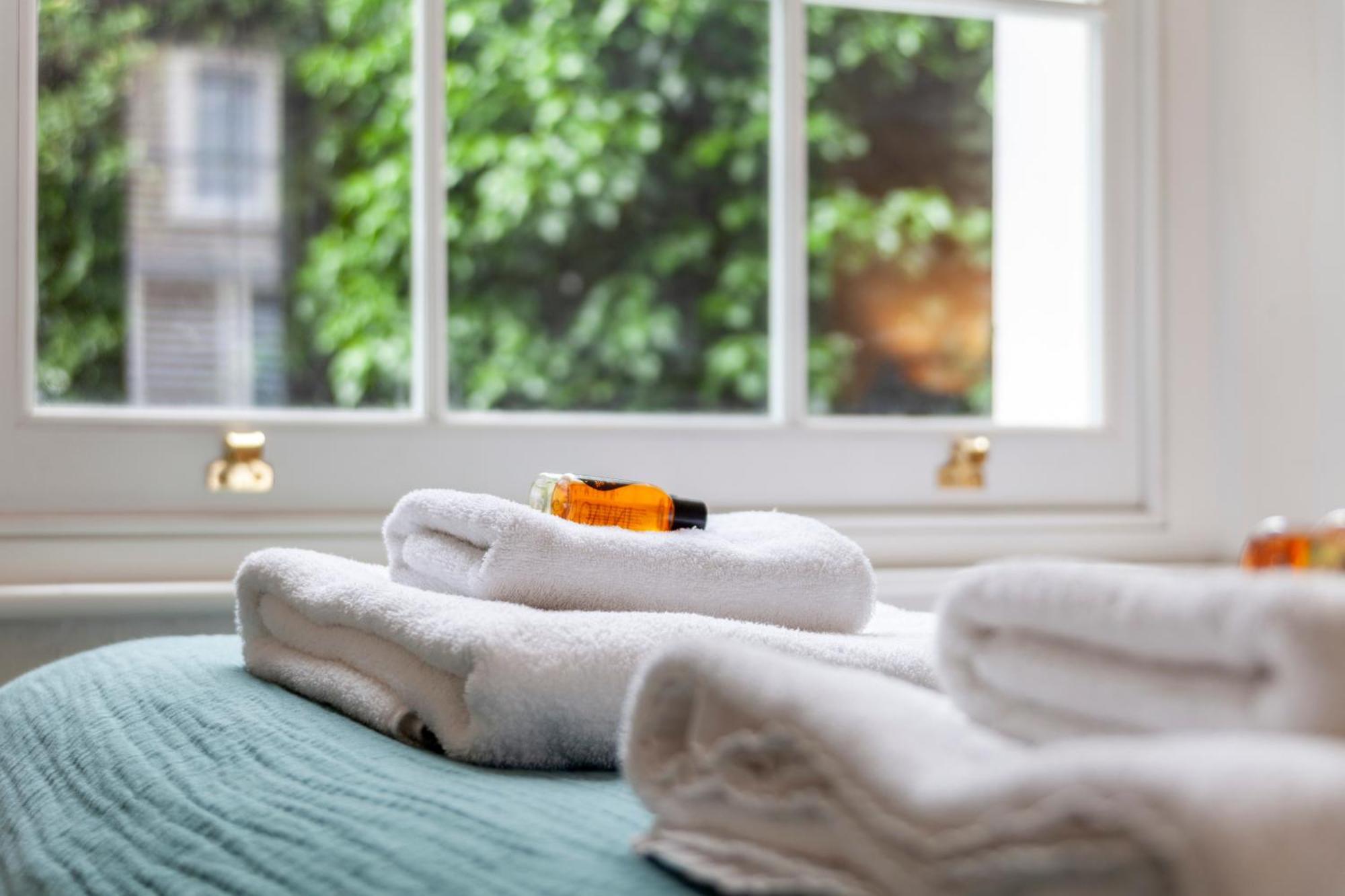 Lovely Ground Floor 1bdr Flat, Notting Hill Apartment