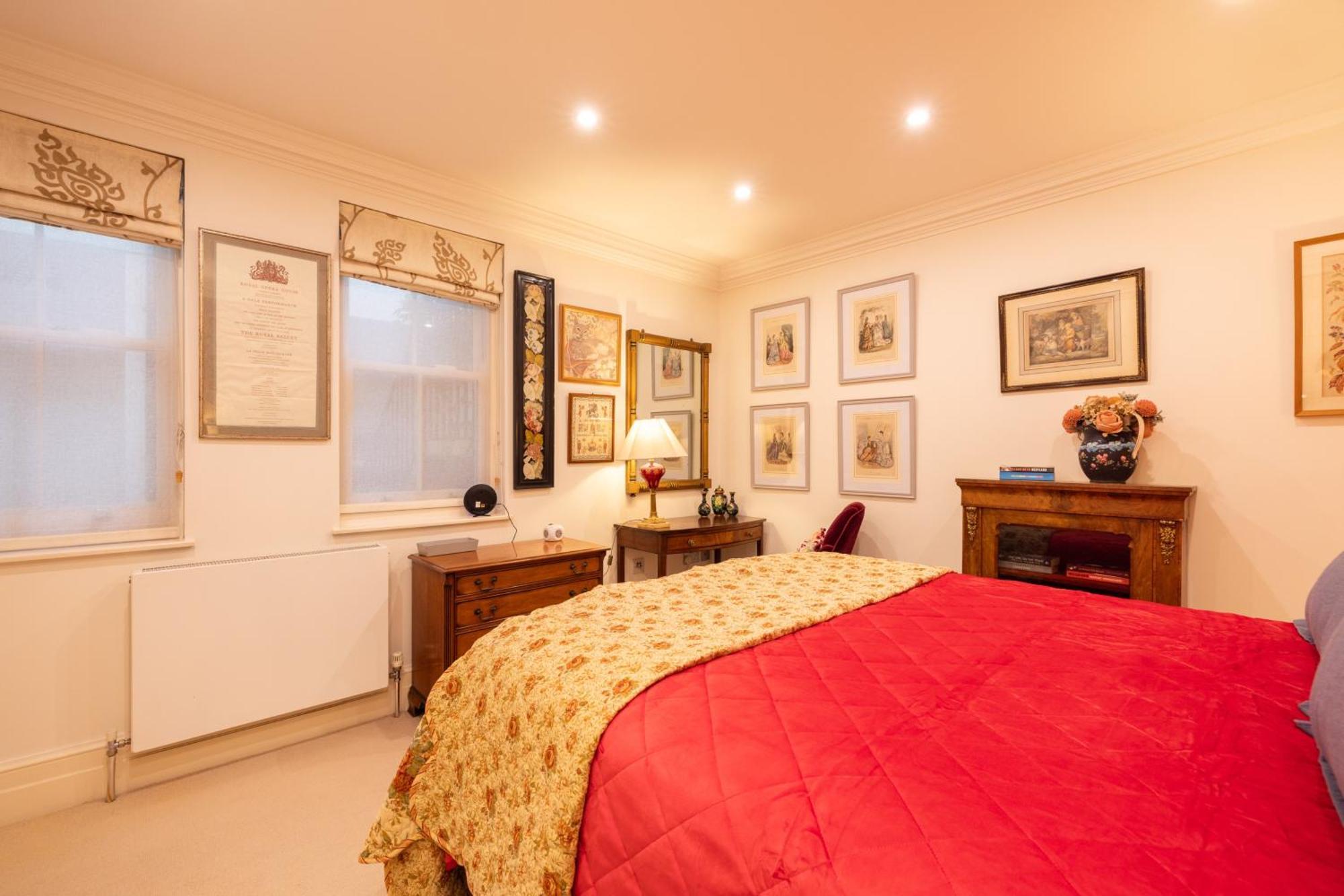 Apartment Paddington 7-bed 13-guest Massive House W Patio