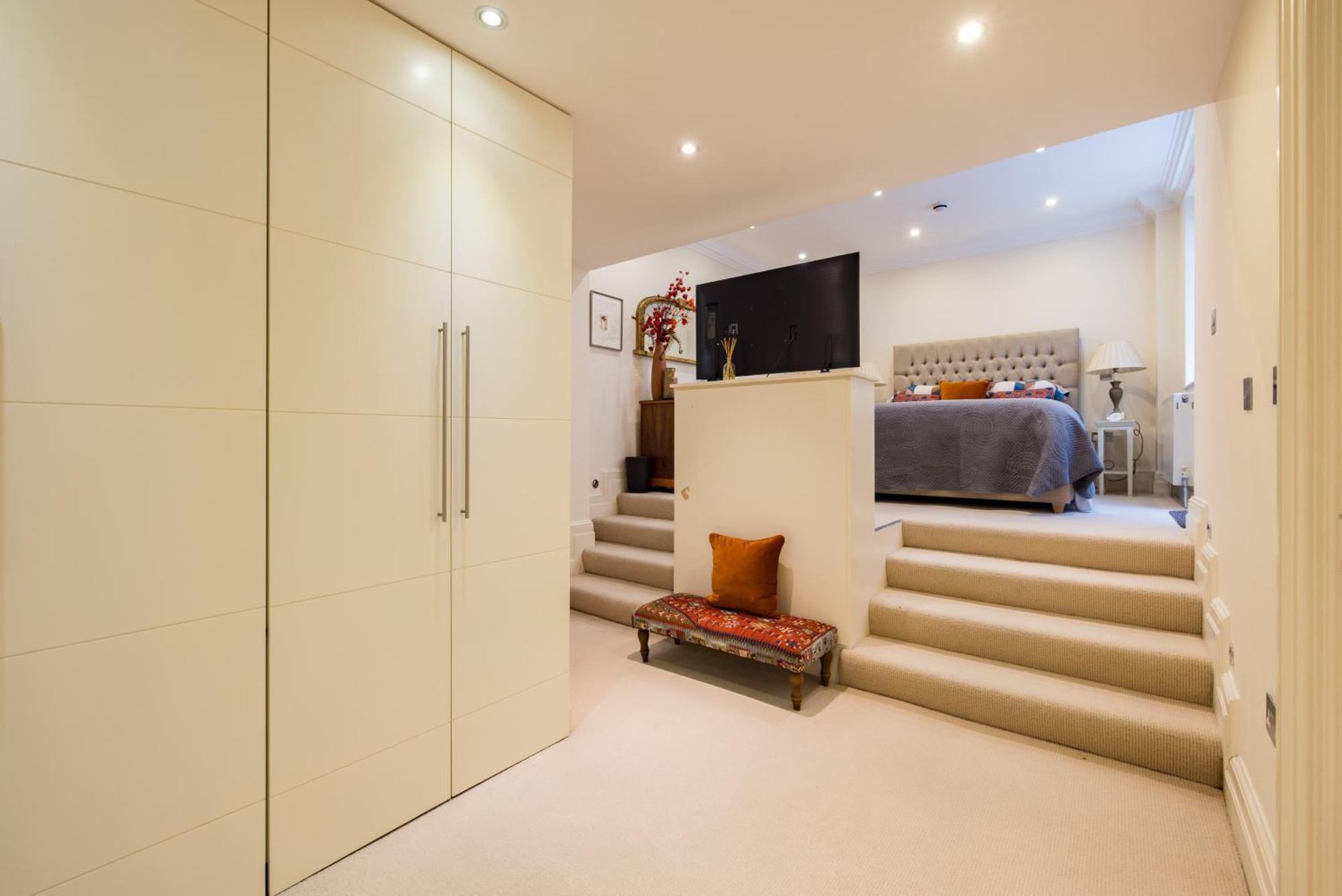Paddington 7-bed 13-guest Massive House W Patio *