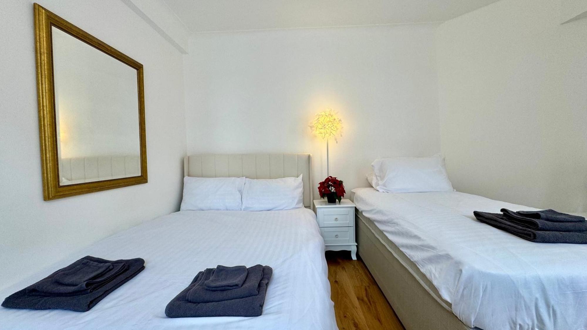 Stylish 2 Bedroom By Ali London