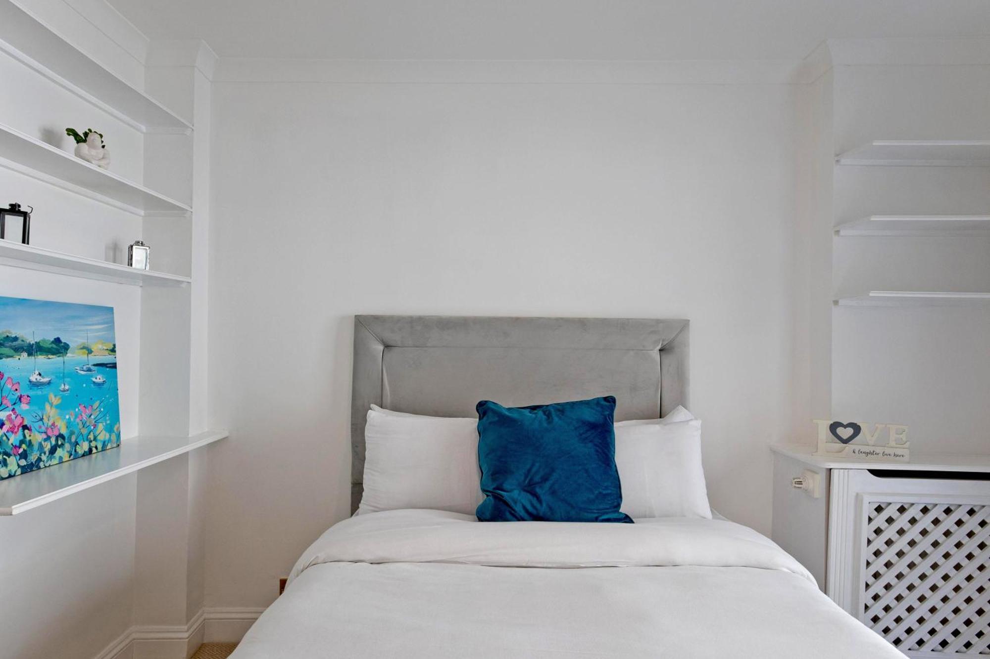 Harley Street Marylebone Stylish 2 Bedroom Apartment *
