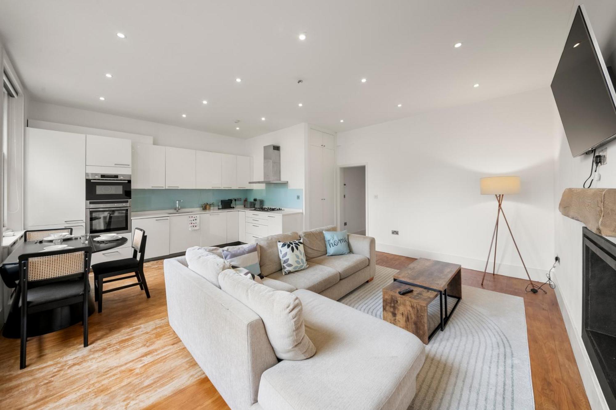 Prime Kensington 2bd, 2bath Close To Harrods * London