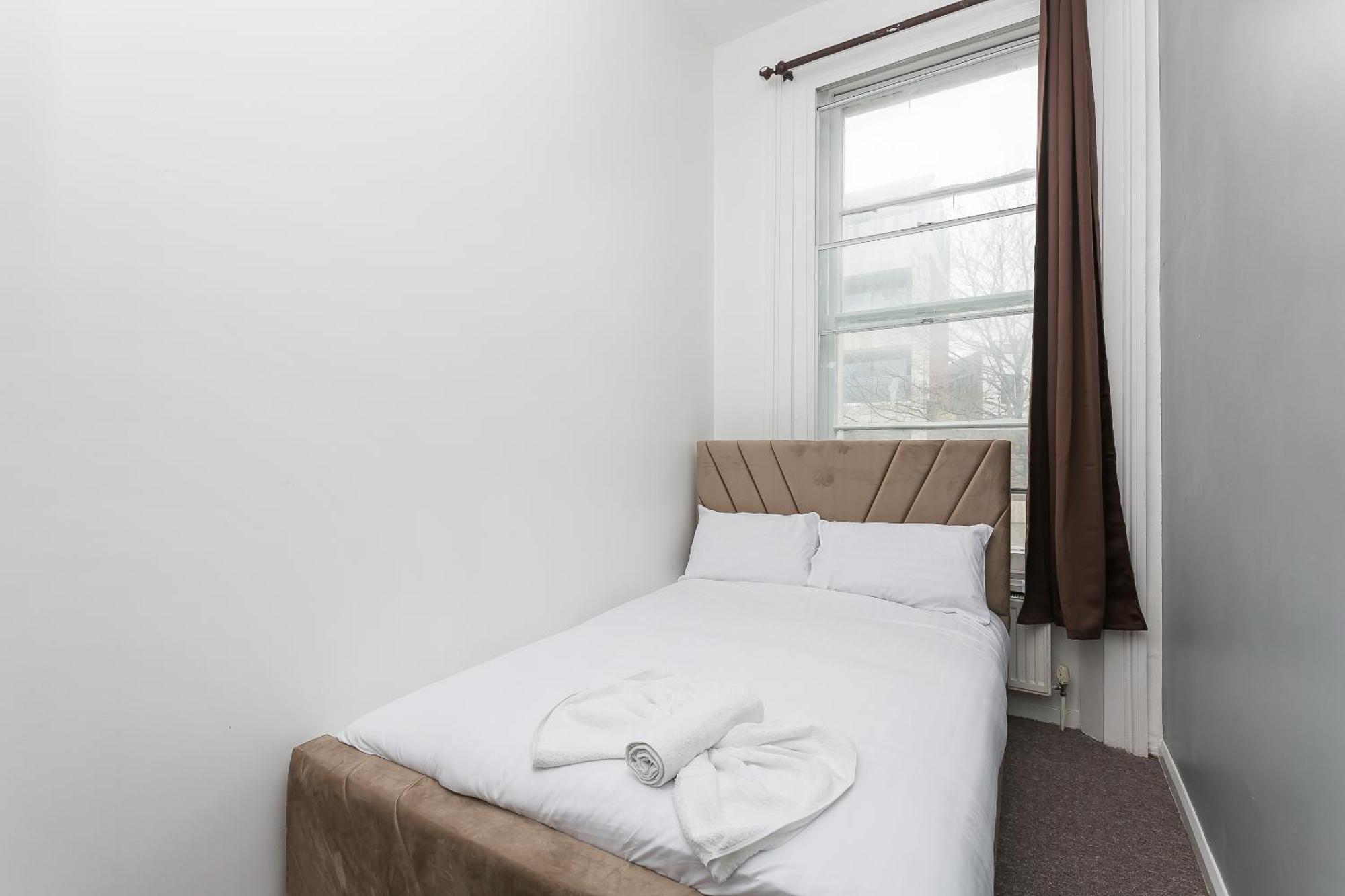 Hostel King Cross Collective - By Aura London