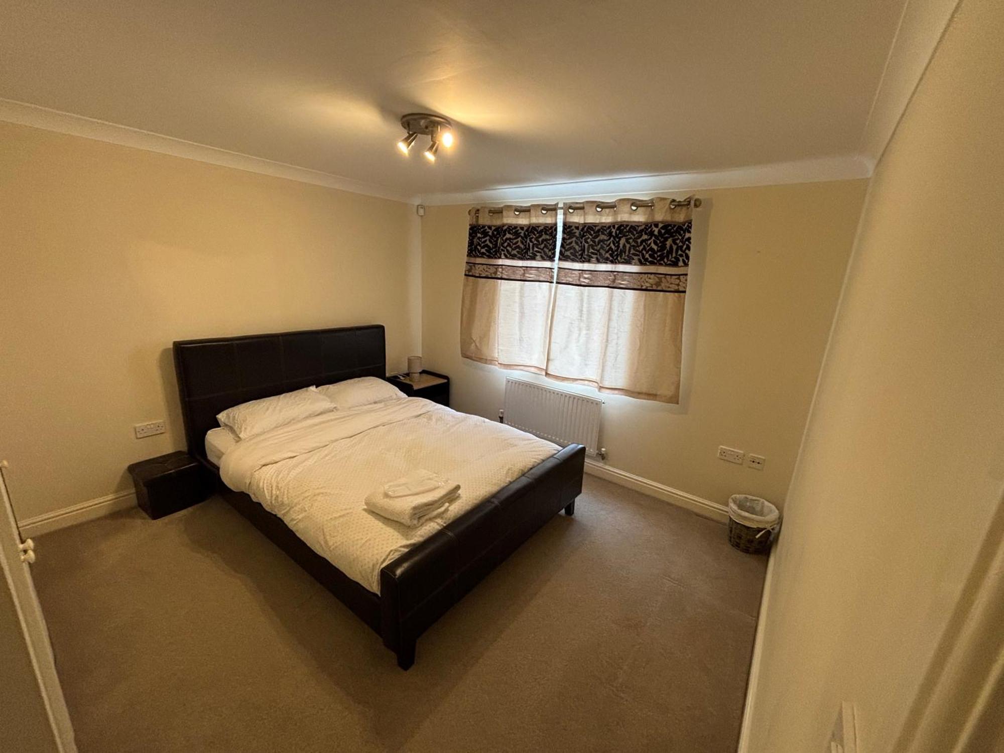 2-bedroom Flat, South Wimbledon * London