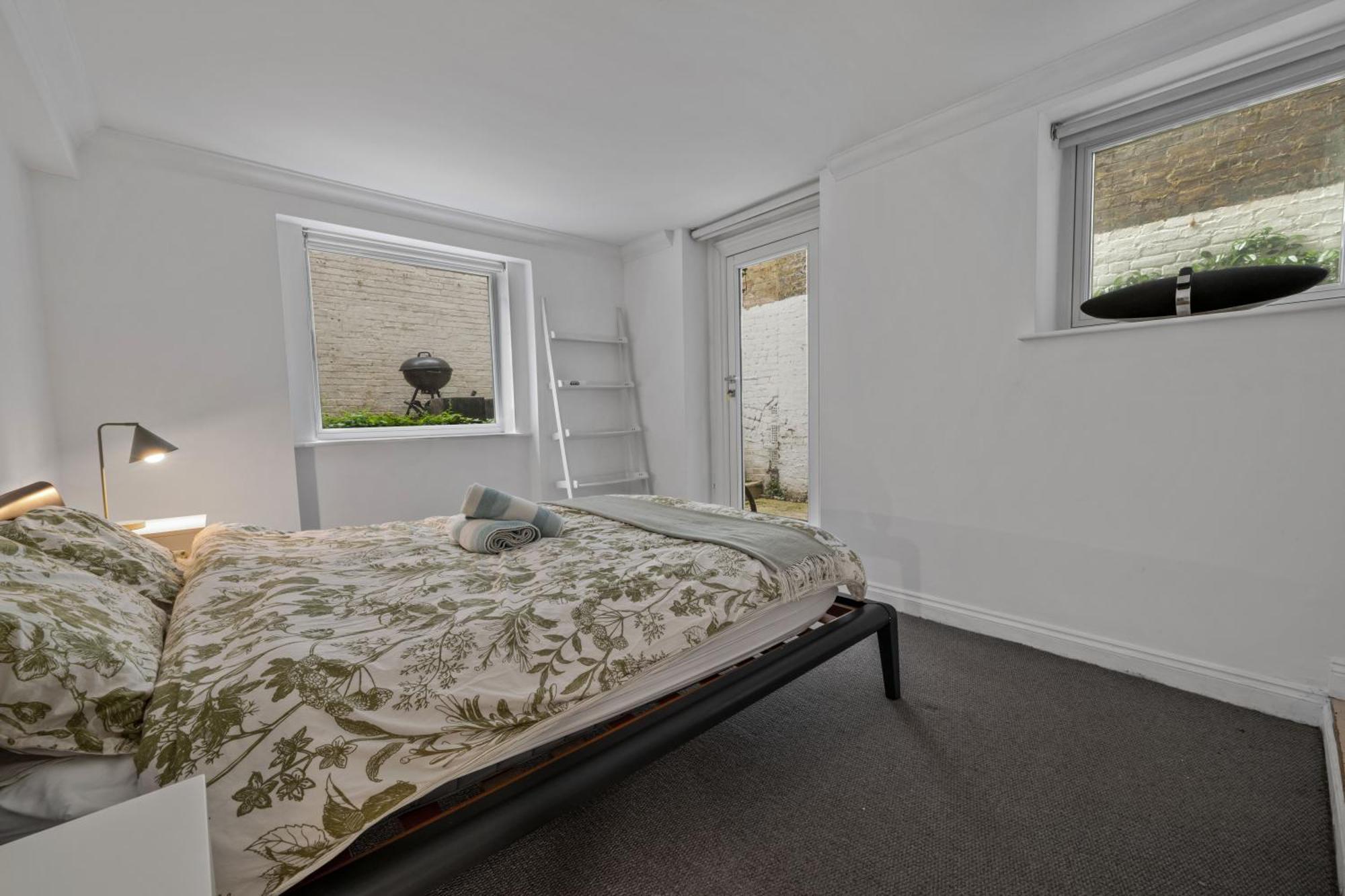 Chelsea 1-bed Flat With Patio Apartamento