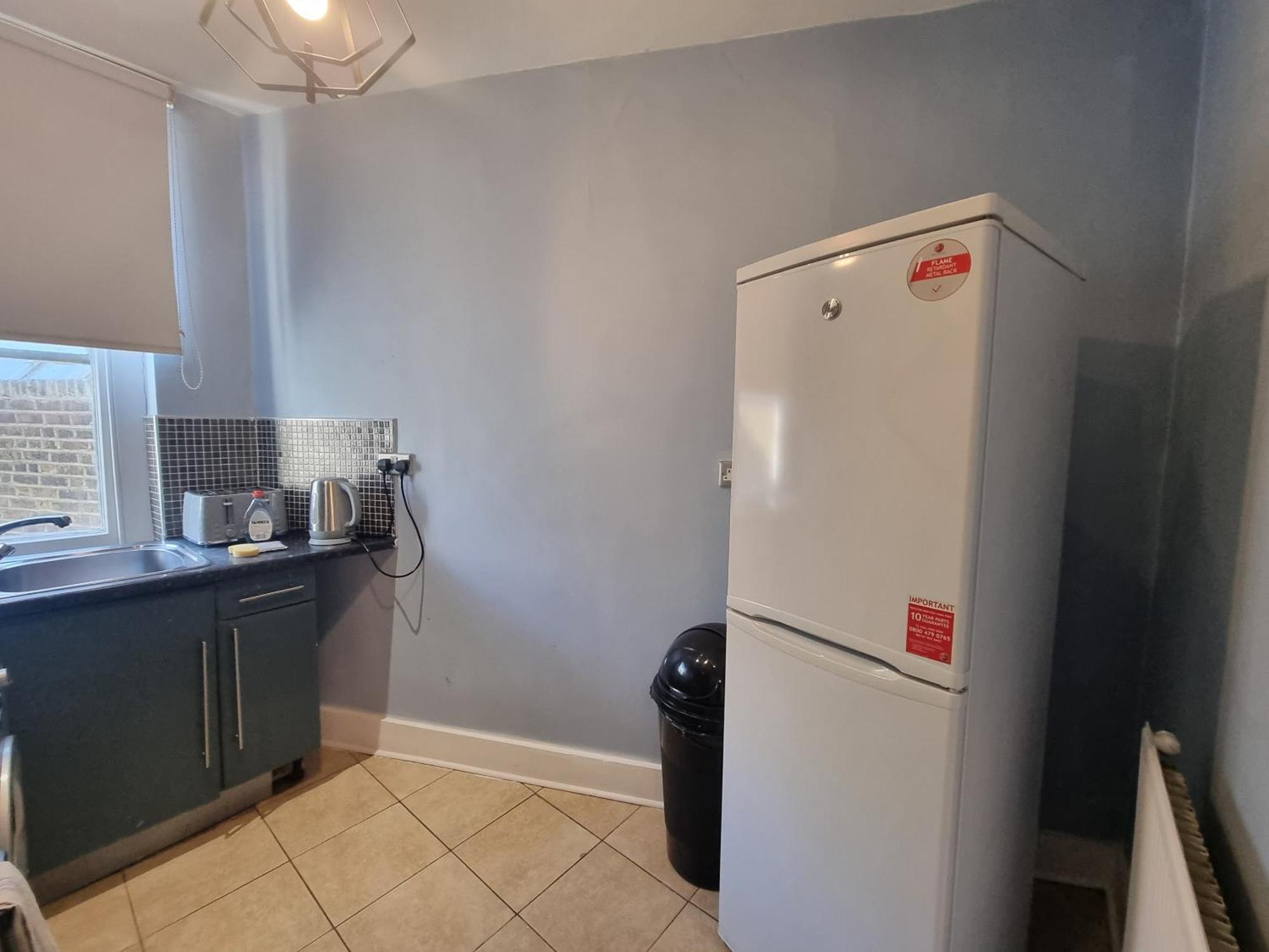 A4-1st Floor 3 Bed Flat Near Elephant And Castle Apartment