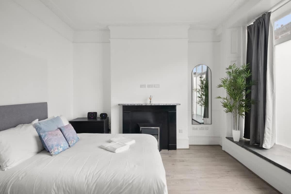 Sg, Duplex Knightsbridge By Harrods *
