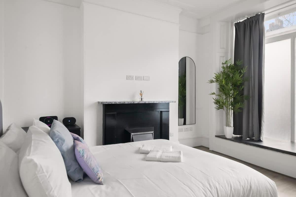 Sg, Duplex Knightsbridge By Harrods Apartment *