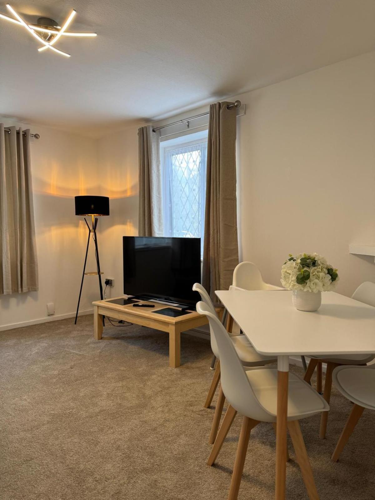 2 Bed Flat - Tottenham Hotspur Stadium Apartment