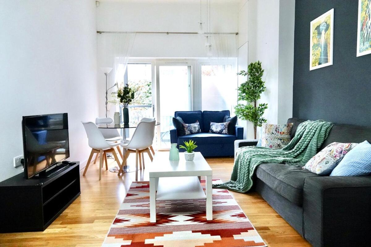 Modern 2 Bed Flat In East *