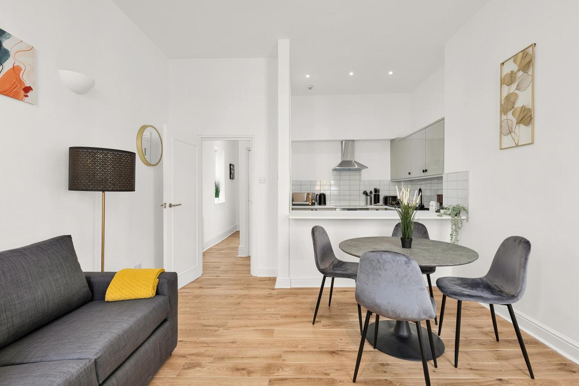 Apartment Paddington I - 1-bed Flat With Sofa Bed *