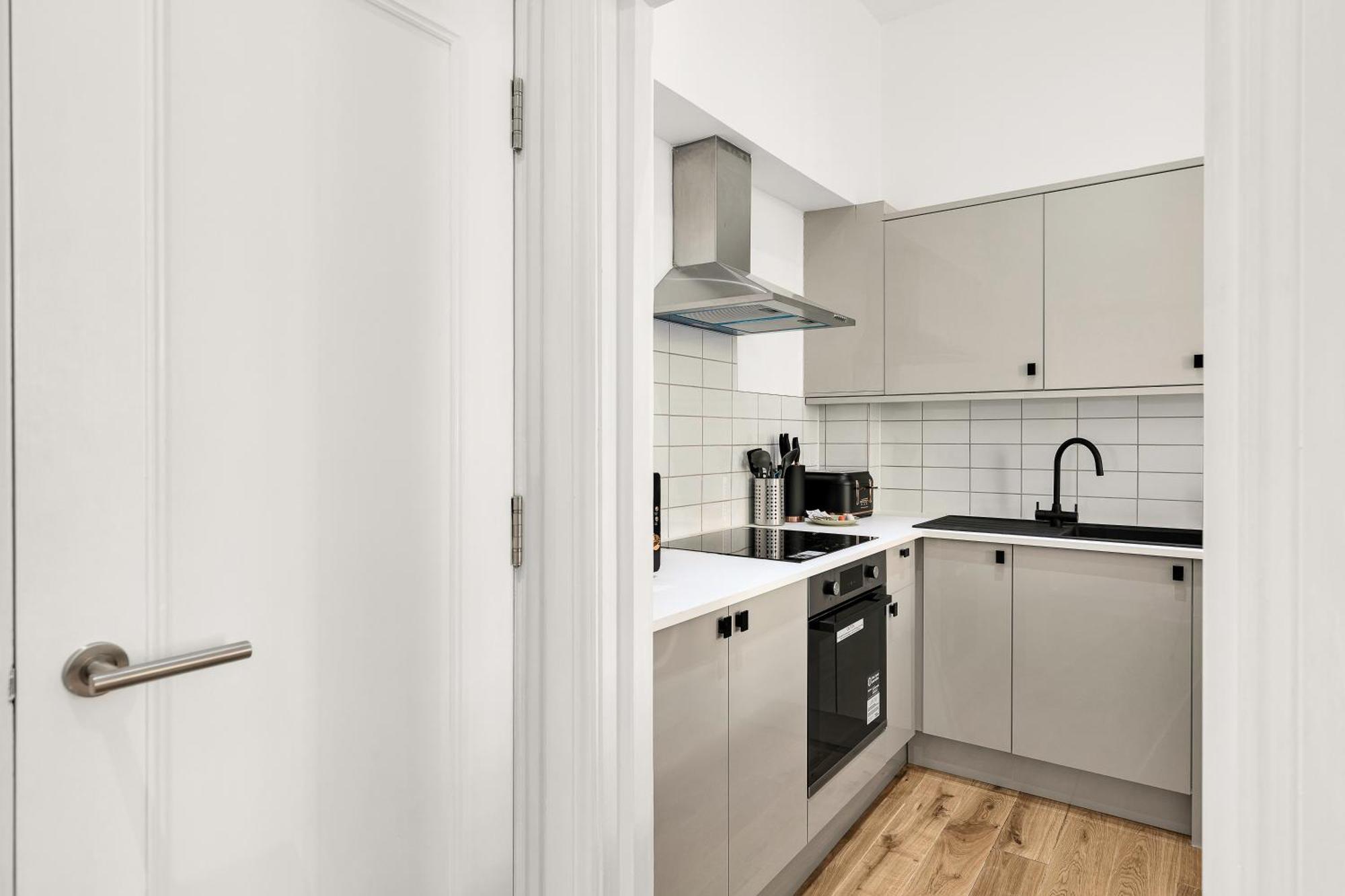 Apartment Paddington I - 1-bed Flat With Sofa Bed London