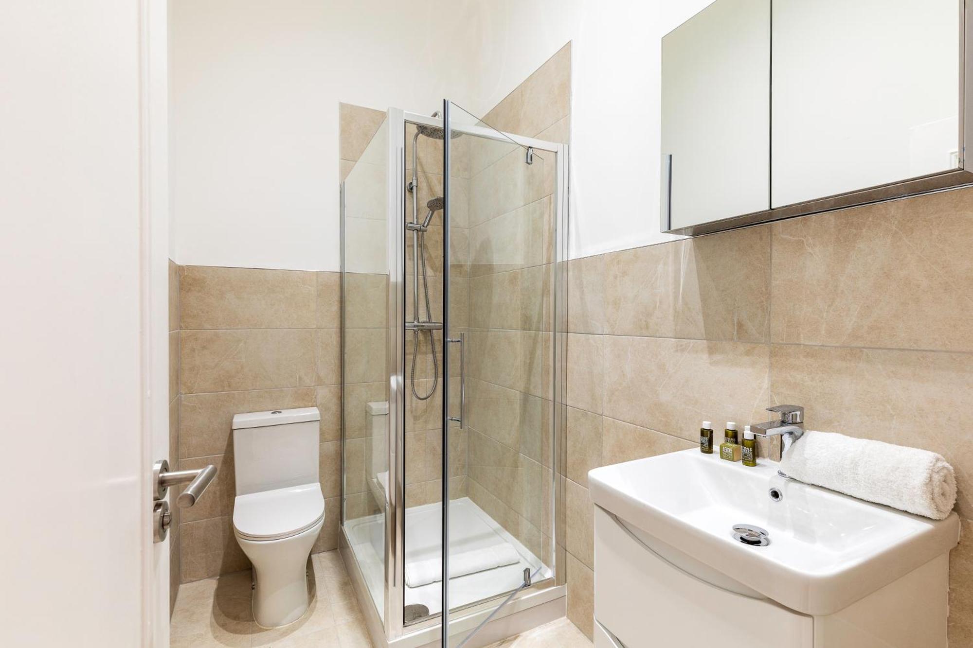 Paddington I - 1-bed Flat With Sofa Bed London