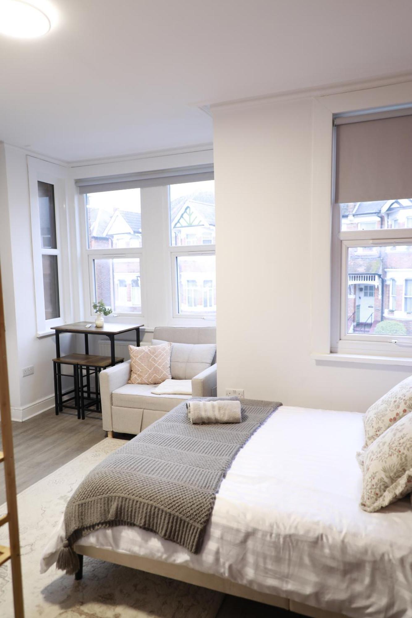 Zozy Whimsical Land Guest house *