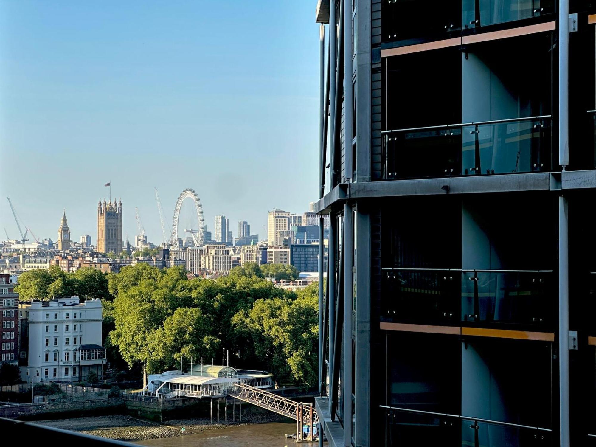 2 Bed Flat Big Ben View London