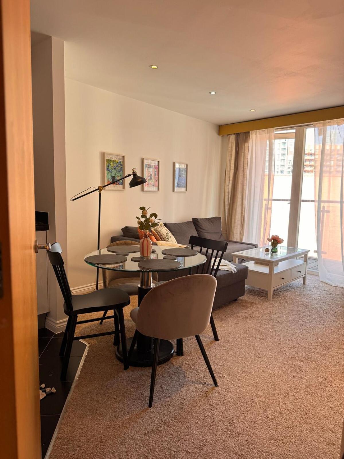 Apartment Family Battersea With Balcony In *
