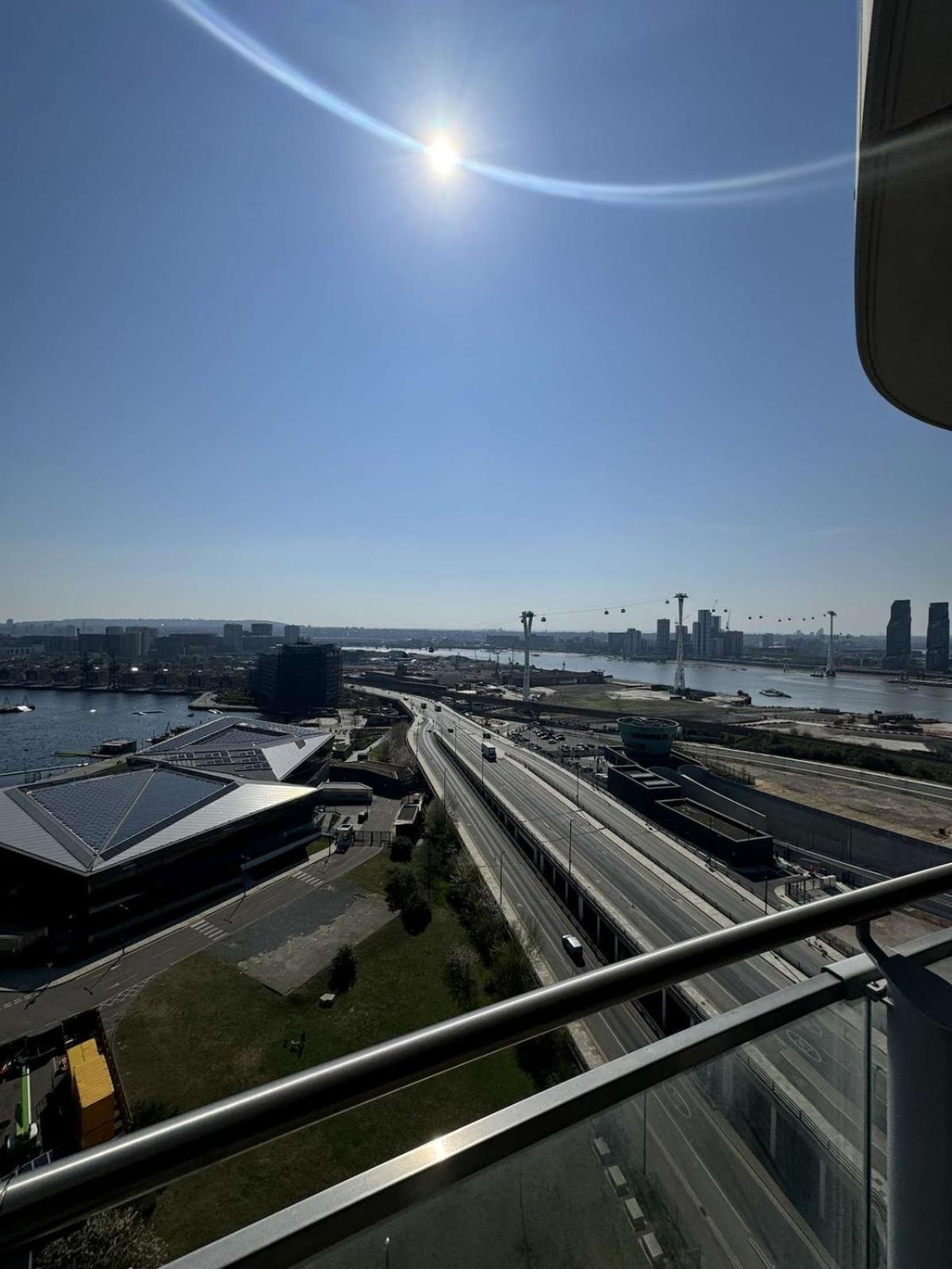 Peaceful Getaway Skyline Views London
