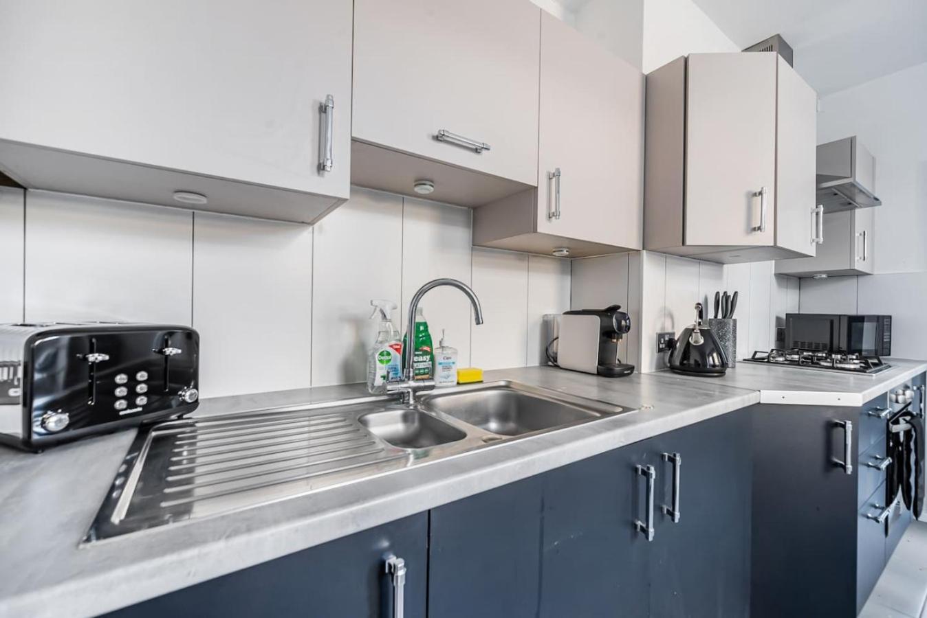 Amazing One Bed Flat Wimbledon *