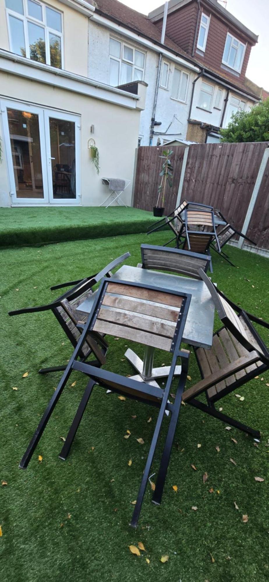 Alross With Breakfast Free Guest house