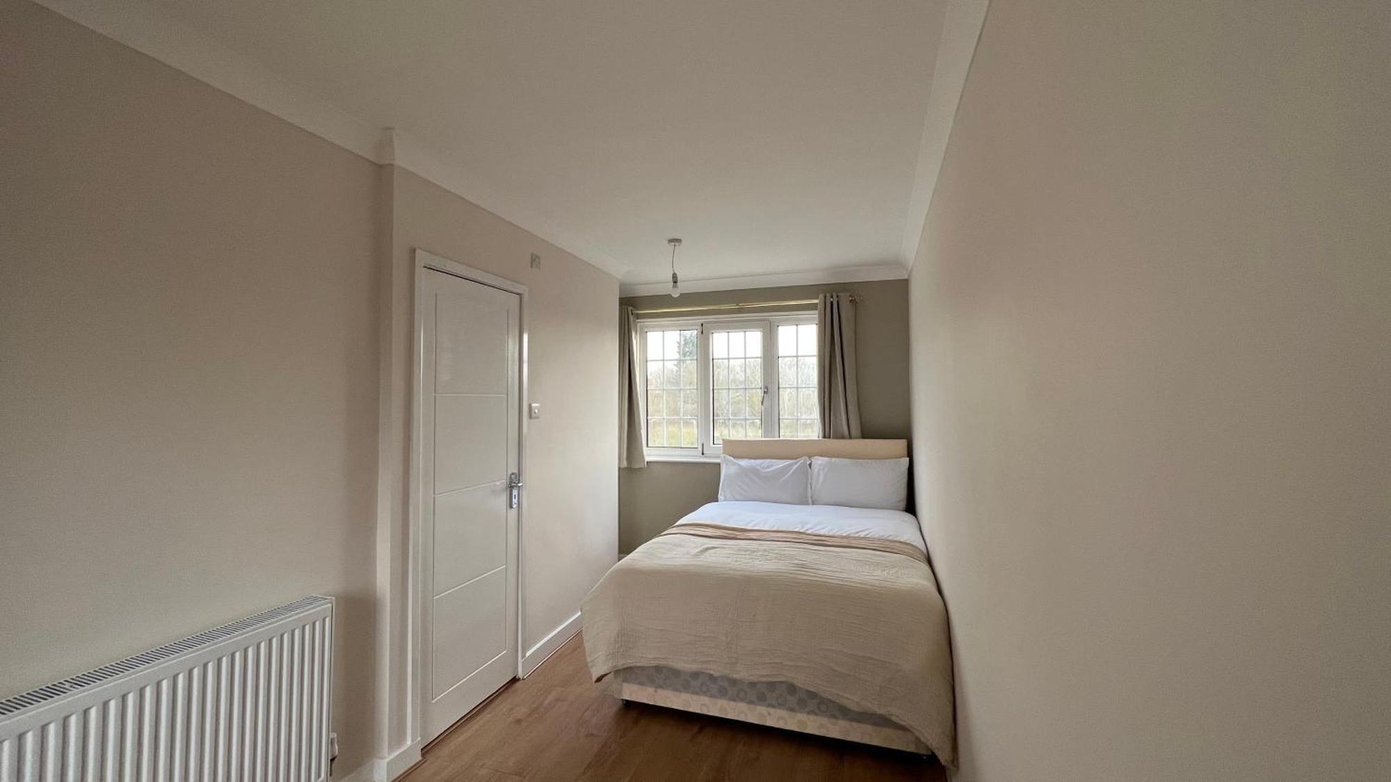 Apartment Homely 5-bed Near 02 Arena & Greenwich With Free Parking And A Large Garden *