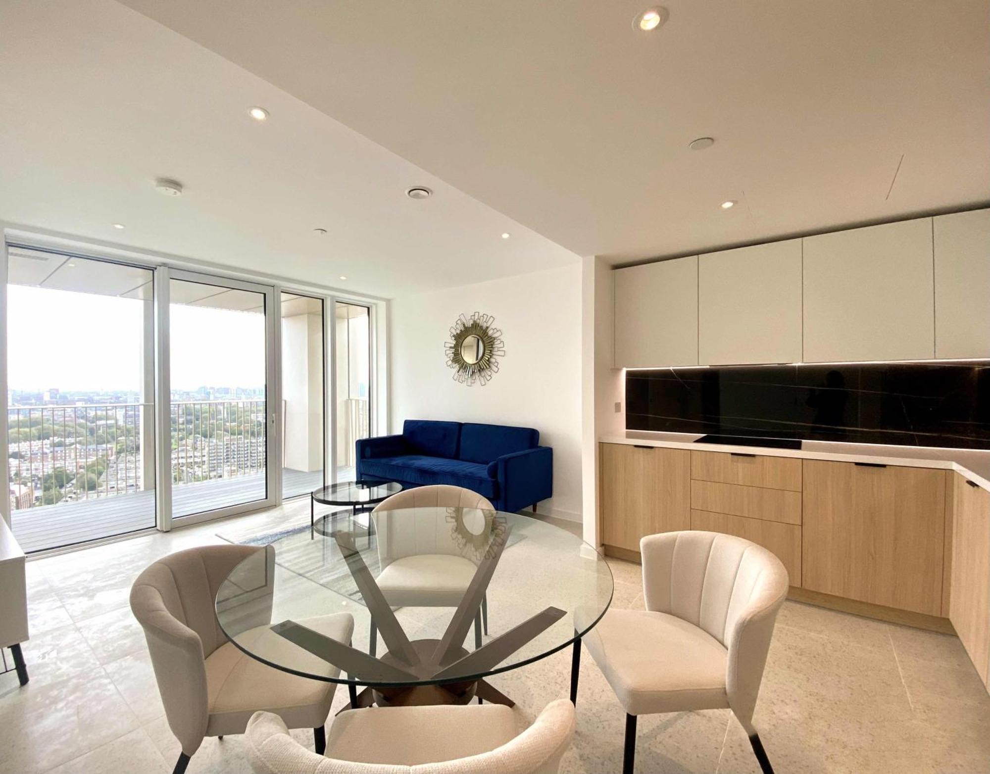 Luxury Skyline Living 2b2b * London