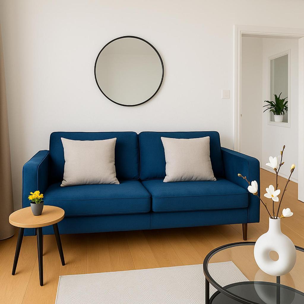 Bright In Henley House Apartment London