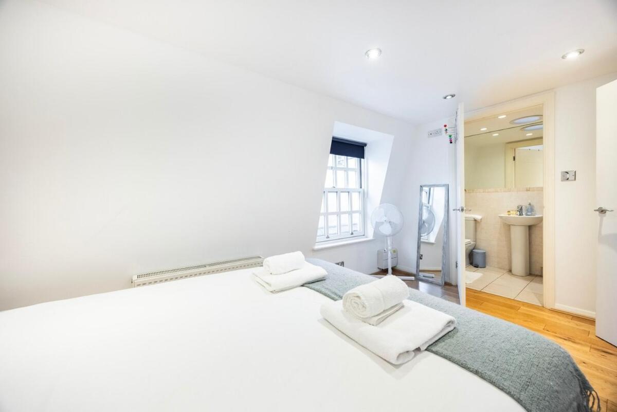 Near Kings Cross,2bd Private Balcony, Easy Grocery * London