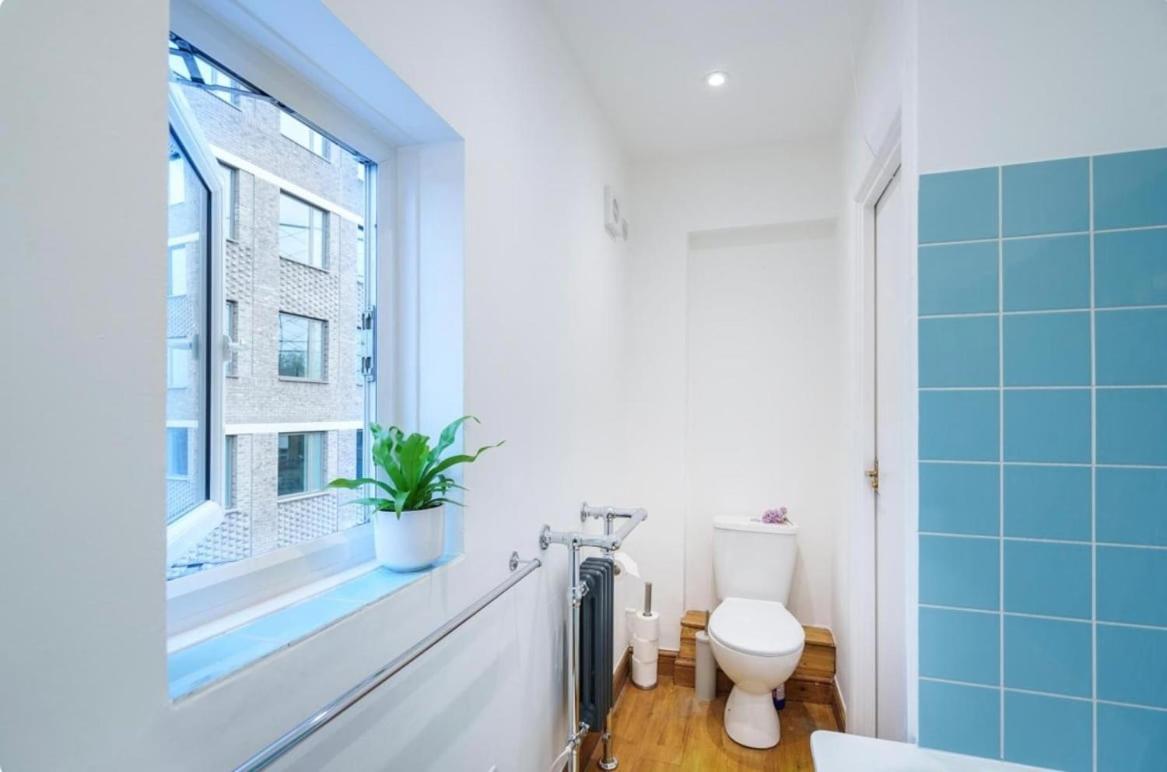 Stylish And Spacious Peckham Flat Apartment London