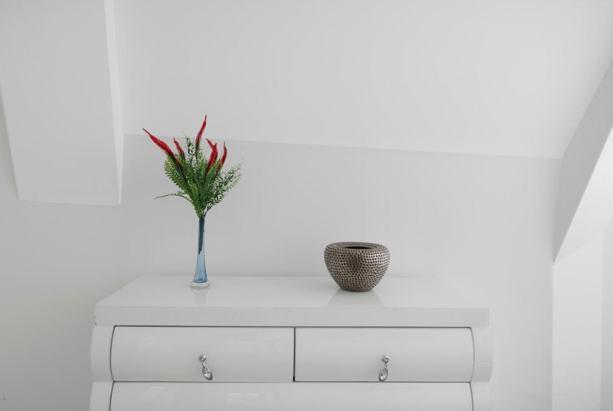 Apartment 3 Bedroom Penthouse With Roof Terrace In Covent Garden *