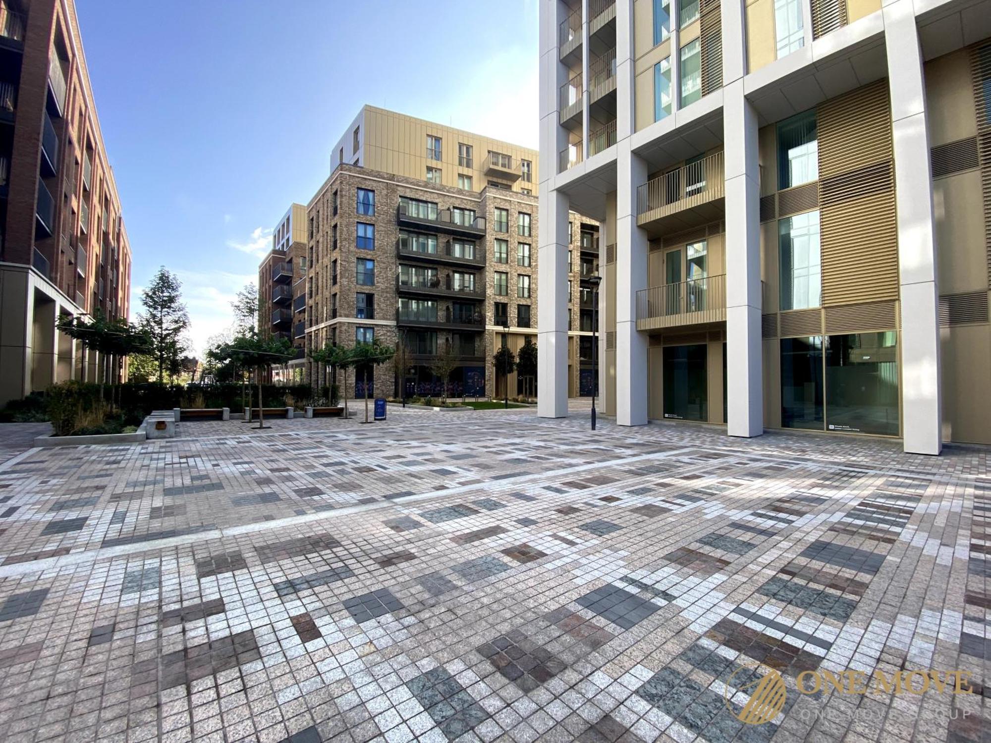 Luxury Skyline Living 2b2b London