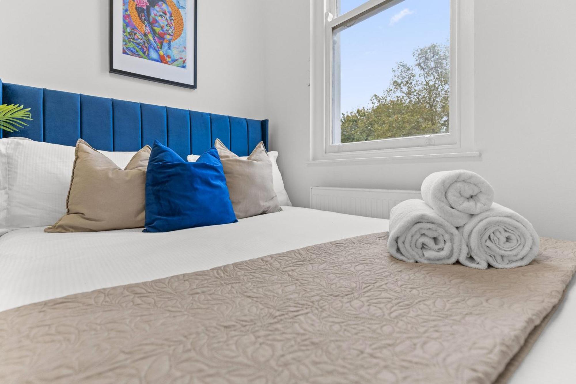 Affordable 2bed And 3bed In E14 London