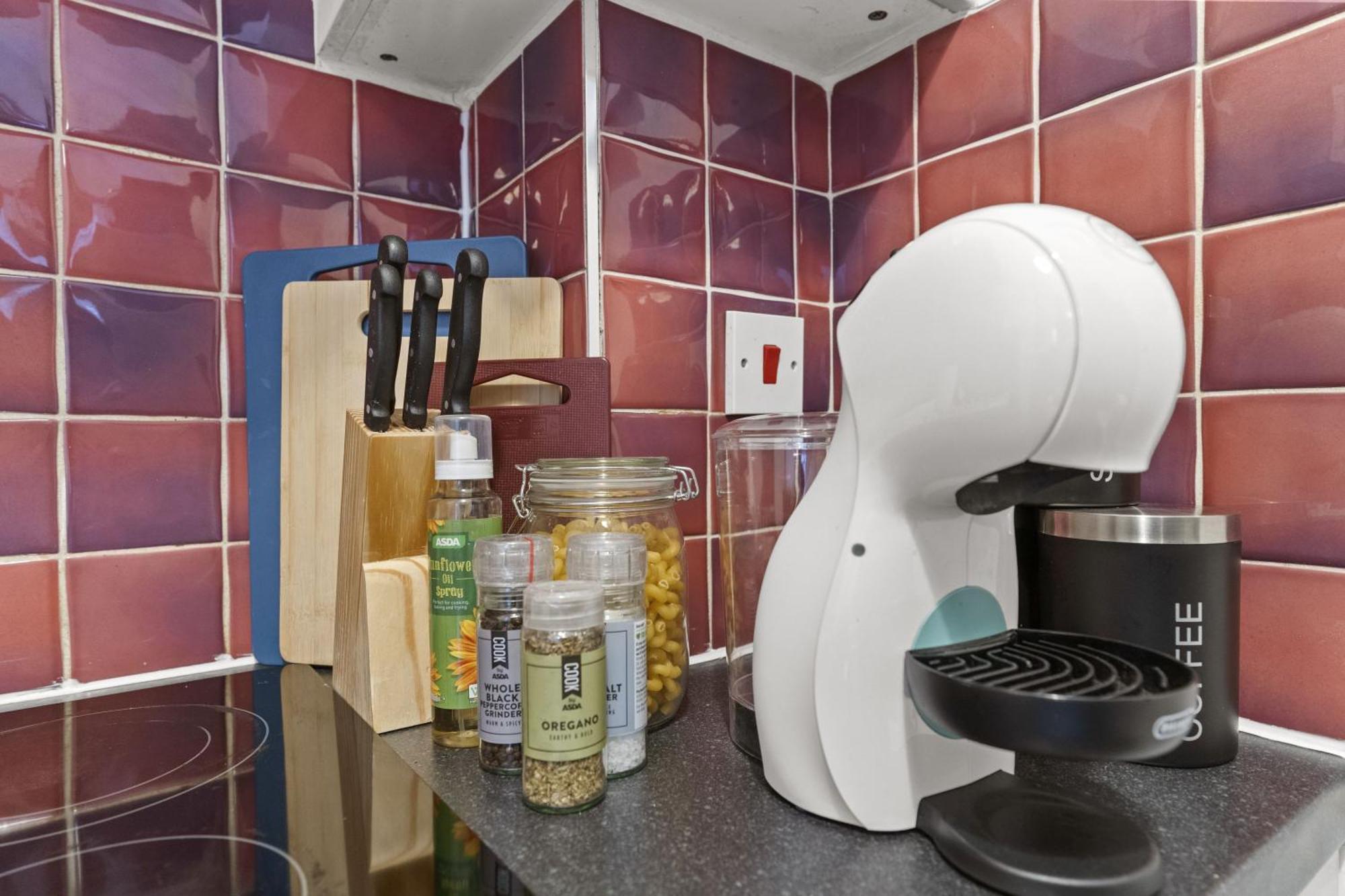 Apartment Affordable 2bed And 3bed In E14 *