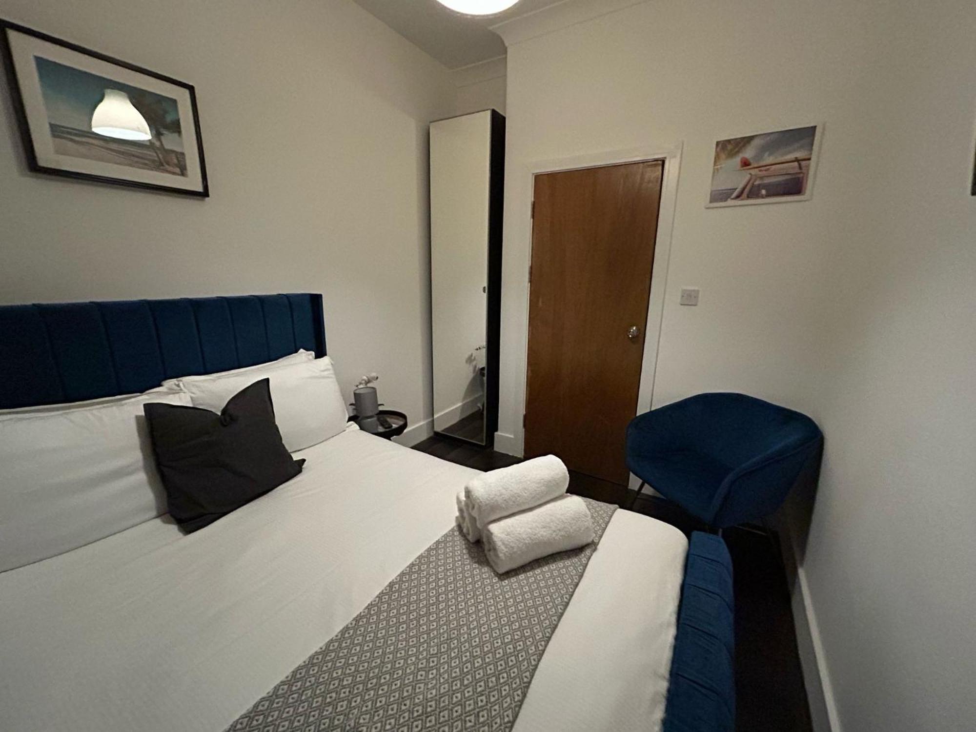 Affordable 2bed And 3bed In E14 Apartment