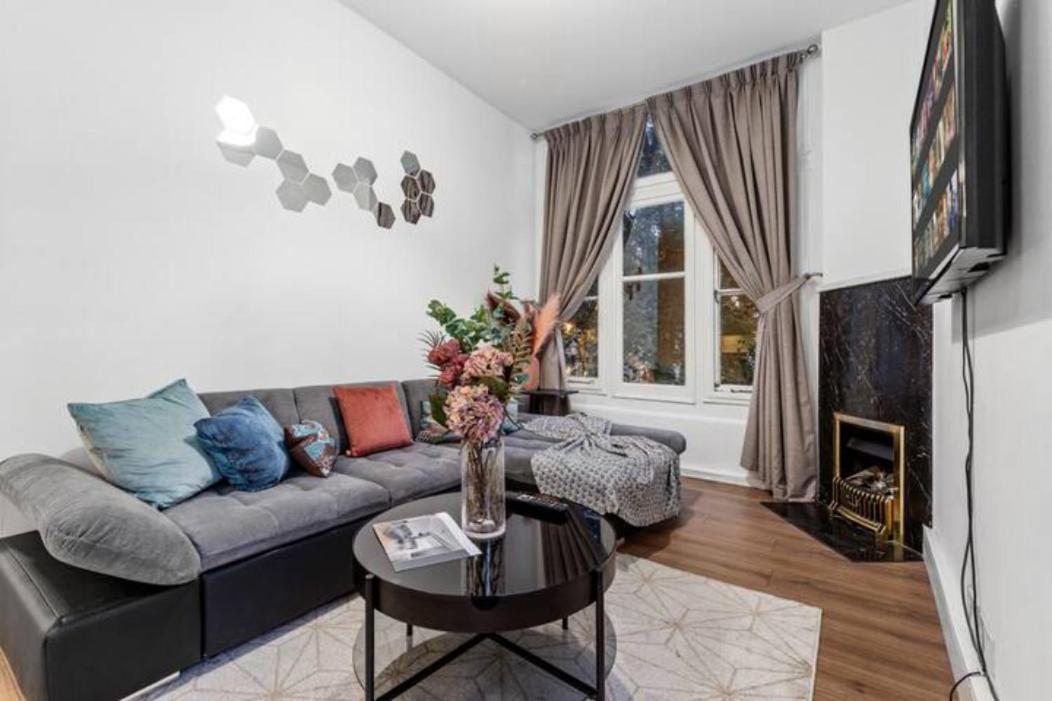 Majestic 2 Bedroom In Knightsbridge Kb70 Apartment London