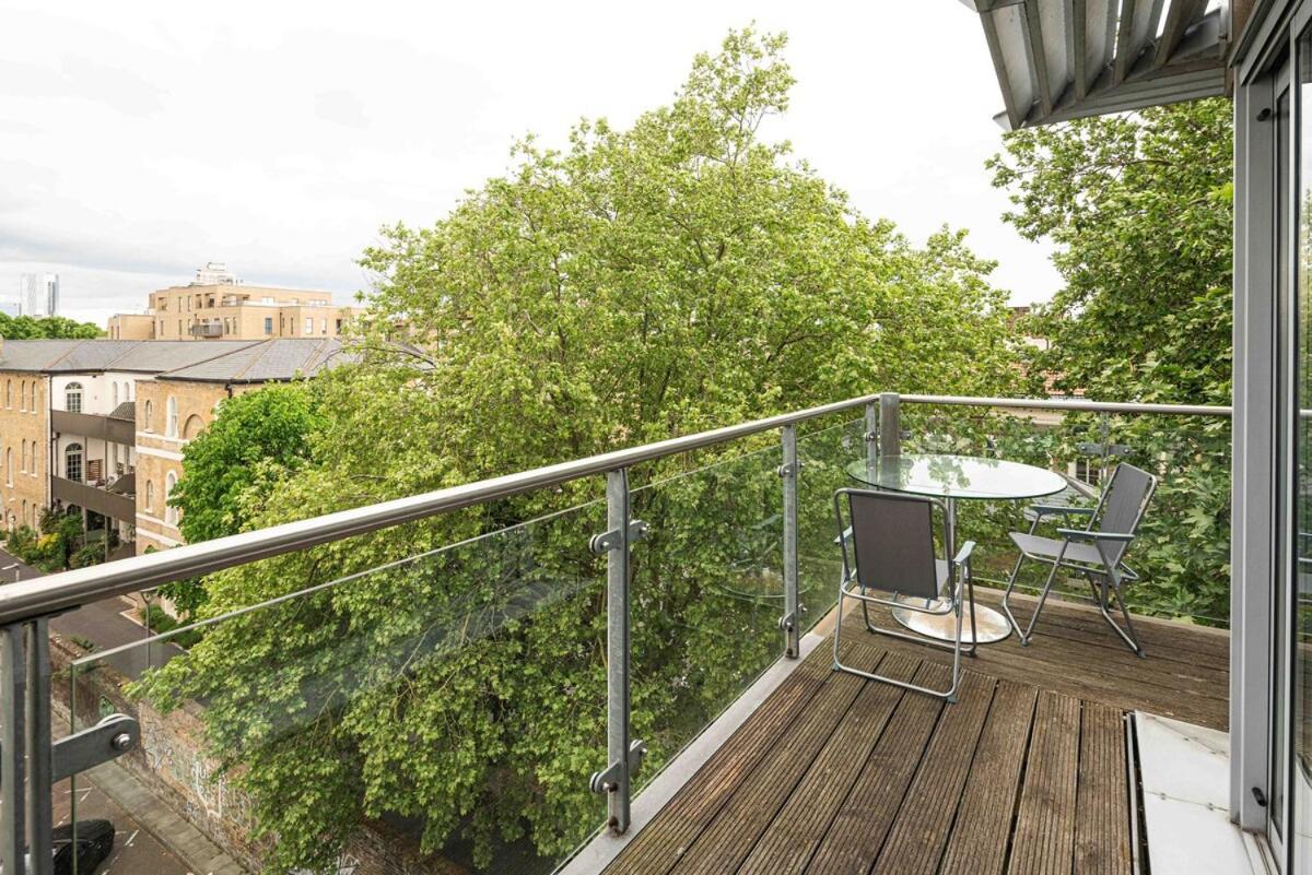 Apartment Stylish 2-bed With Stunning View *