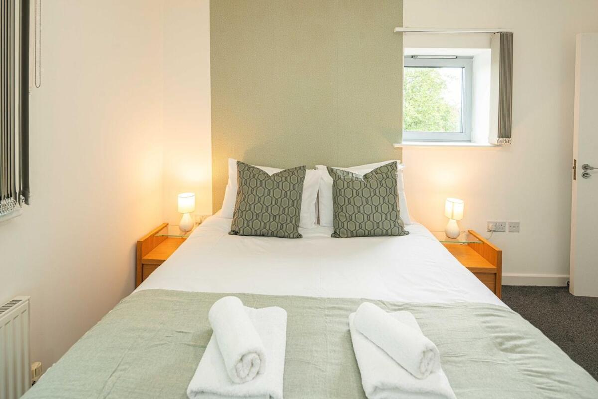Stylish 2-bed With Stunning View London