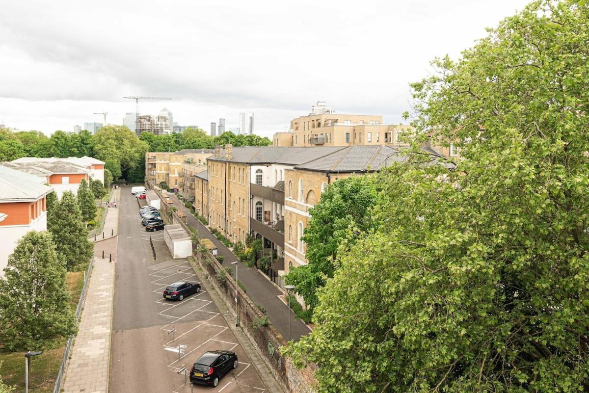 Apartment Stylish 2-bed With Stunning View