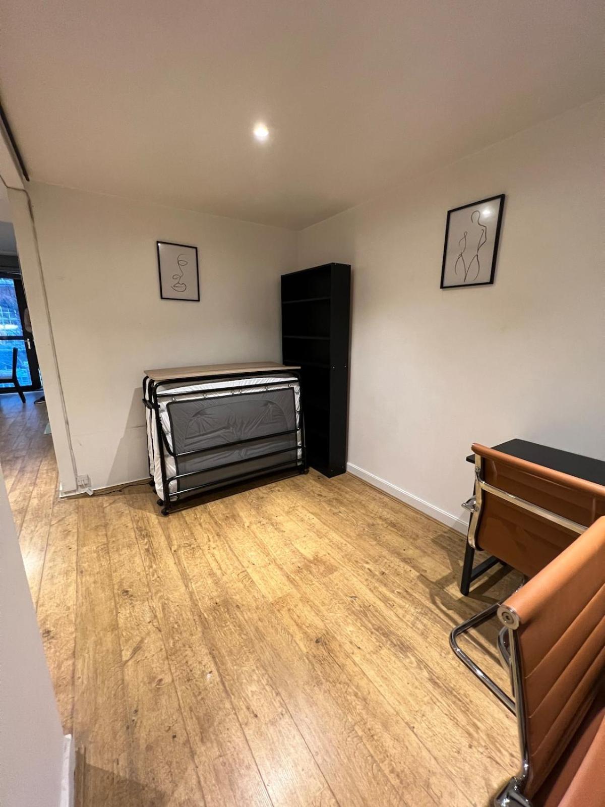 Apartamento 2bed Stratford With Easy Access To London, O2, Excel, Parking Nearby