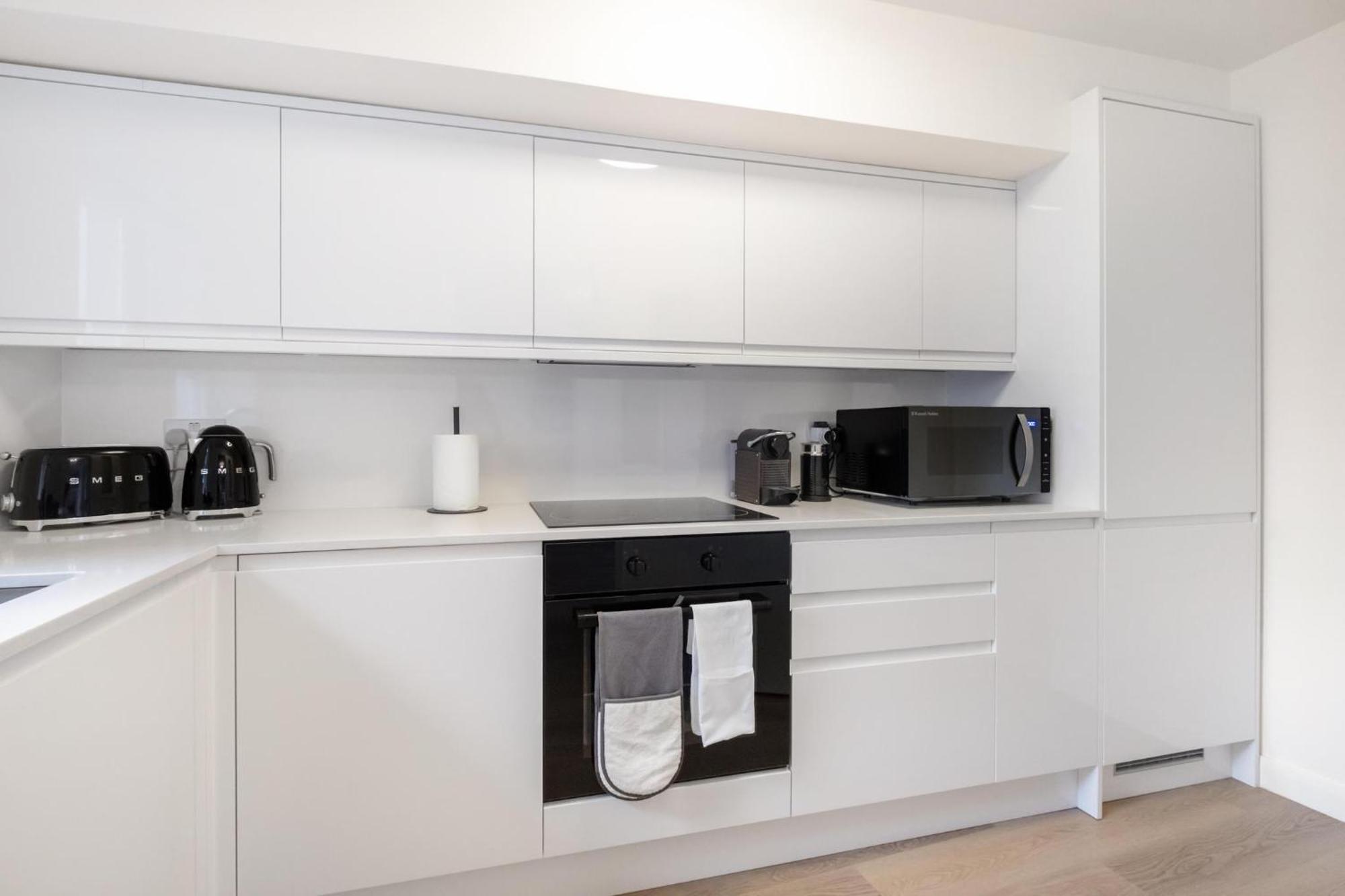 Apartment W2 Stylish And London